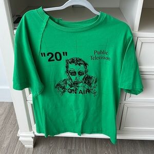 Men’s off white t shirt